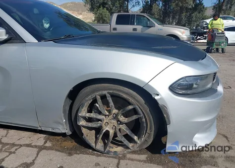 2019 Dodge Charger Scat Pack Rwd z USA, uszkodzony, nr VIN 2C3CDXGJ4KH565699